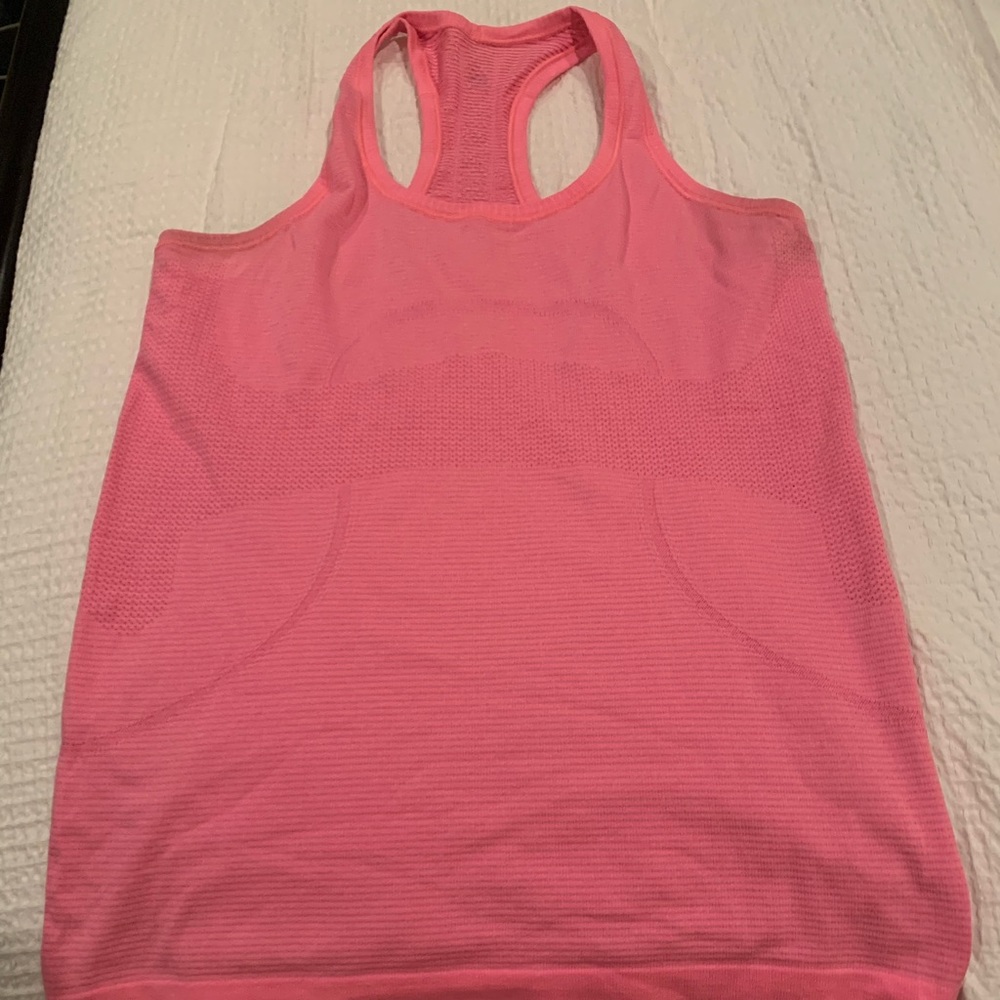 Lululemon tank top